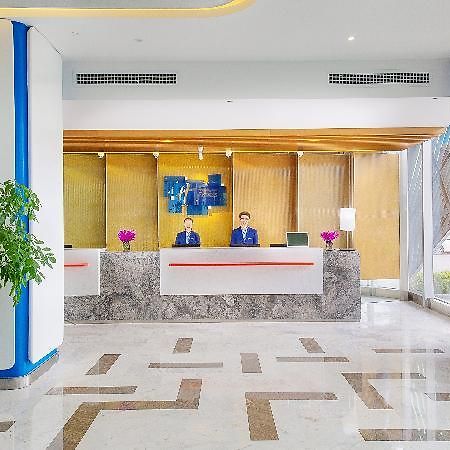 Holiday Inn Express Mianyang High-Tech Zone, An Ihg Hotel Esterno foto